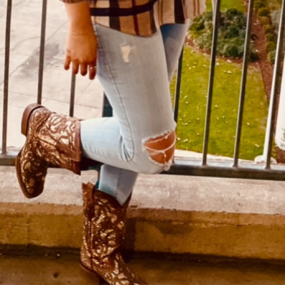 Universal Thread High Rise Skinny Jeans